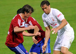 Galatasaray Twente maçı geniş özeti golleri izle 20 Tem. 2011 (Bengtsson)