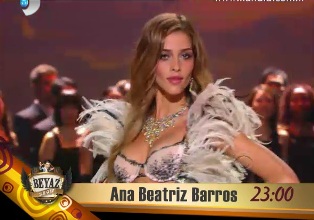 Beyaz Show İzle Can BONOMO 10 şubat 2012 son bölüm full izle 