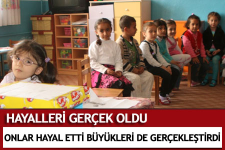 Vanlı Minik Depremzedelerin Büyük Sevinci  - Van Haberleri