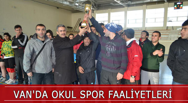 Van'da Okullar Arası Hentbol Turnuvası Sona Erdi - Van Haber
