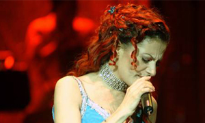 Hayatının en acı konserini verdi
