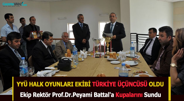YYÜ Halk Oyunları Ekibi Türkiye Üçüncüsü Oldu