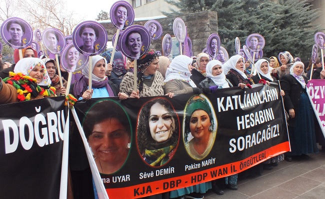 Paris ve Silopi Katliamları Van'da Kınandı
