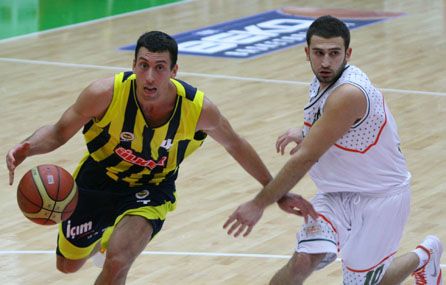 Fenerbahçe Ülker 86-82 Beşiktaş Milangaz basket maç özeti sonucu izle