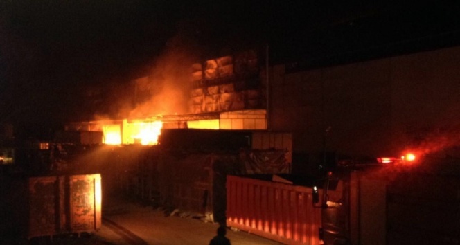 Kocaeli’de fabrika yangını