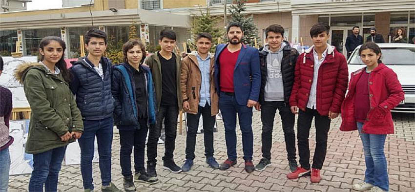 Karikatür sergisi açtılar