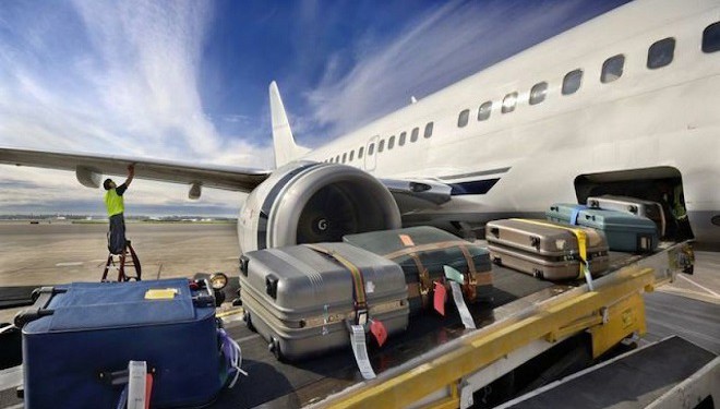 İddia: Ünlü hava yolu şirketi Vanlı yolcuların bavulunu kaybetti!