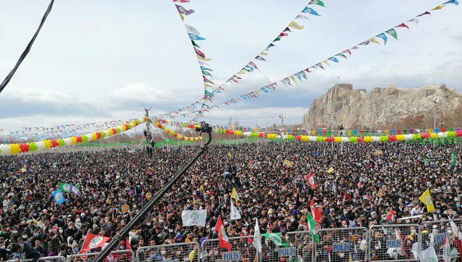 Van Newroz’a Hazır! (2024 Newroz Canlı İzle)