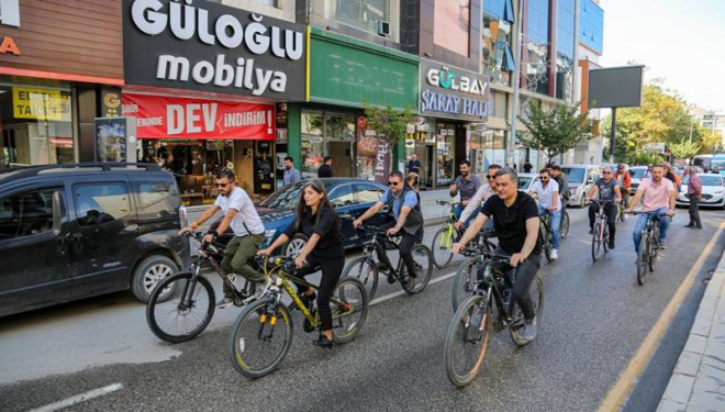Eşbaşkanlar yaşanabilir bir Van için pedal çevirdi