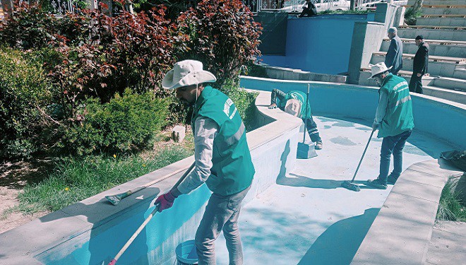 İpekyolu Belediyesi Park ve Bahçeler Müdürlüğü çalışmalarını sürdürüyor